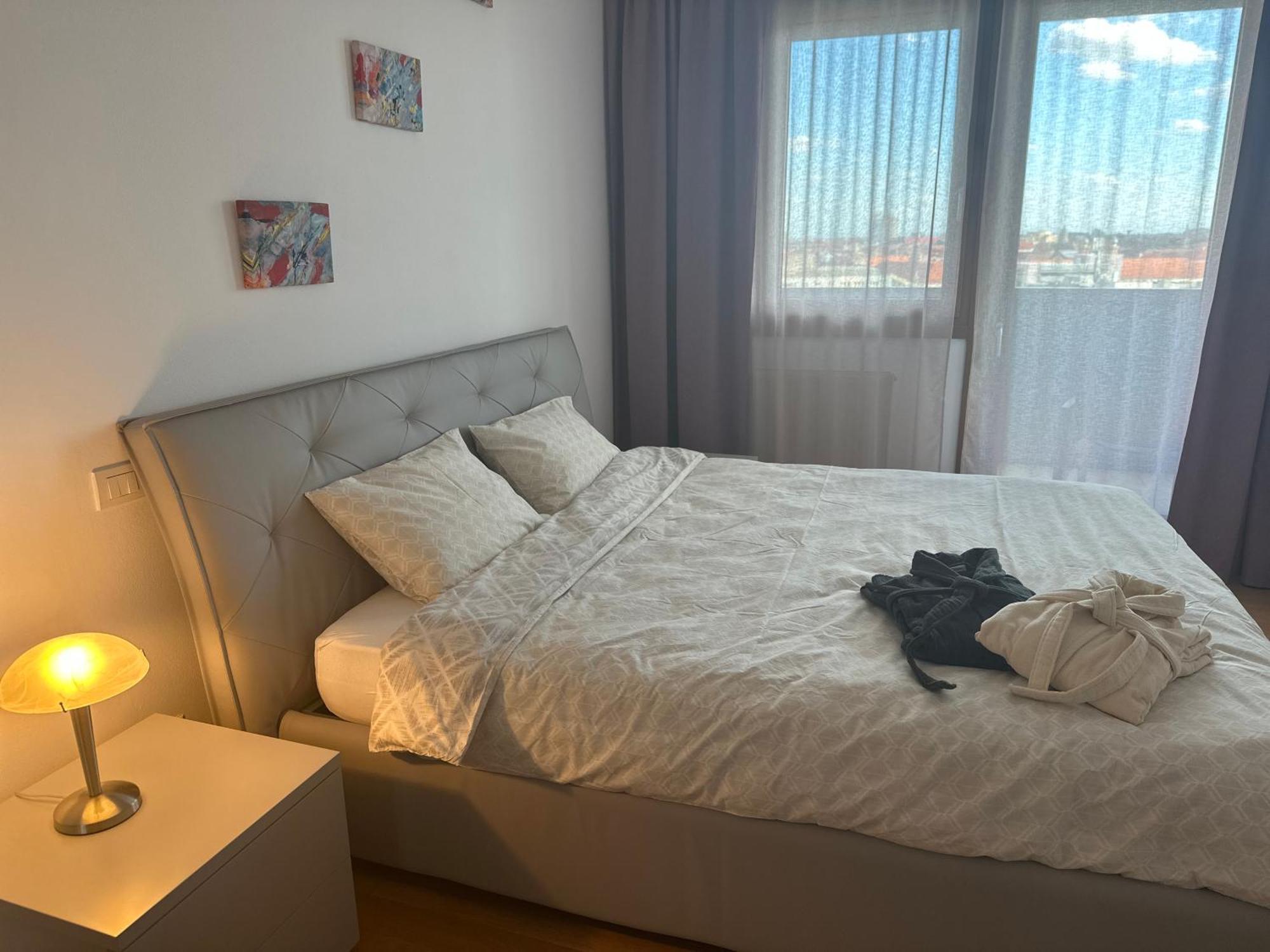 Central Apartment Тімішоара Екстер'єр фото